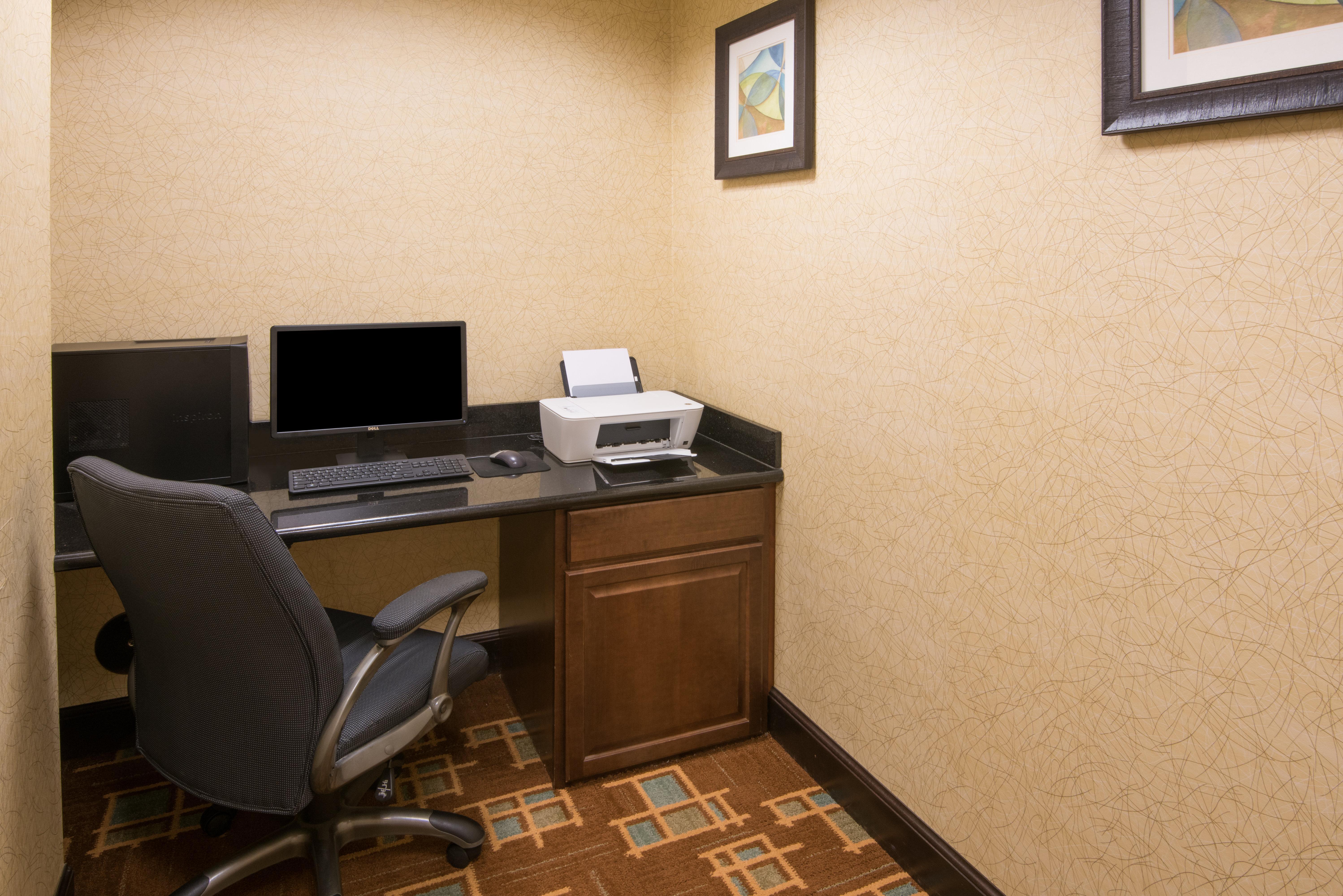 Holiday Inn Express Hotel & Suites Wauseon By Ihg Exterior foto
