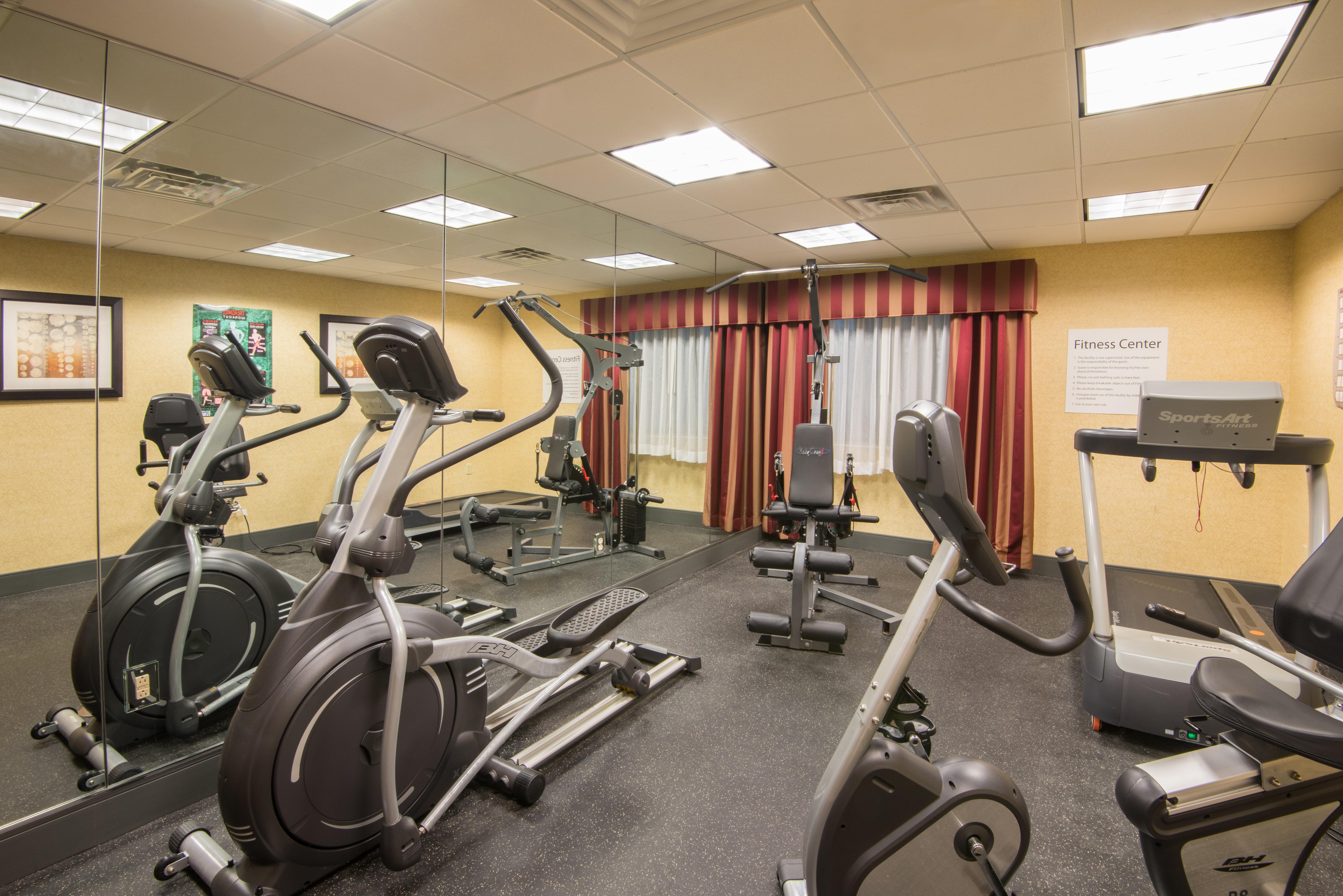 Holiday Inn Express Hotel & Suites Wauseon By Ihg Exterior foto