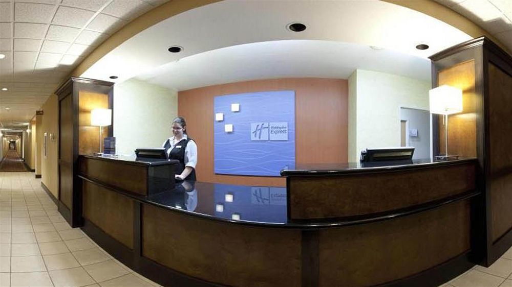 Holiday Inn Express Hotel & Suites Wauseon By Ihg Exterior foto
